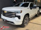 GM - Chevrolet Silverado 1500 High Country 5.3 V8 4x4 C.D. Branca