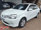 TOYOTA Etios Sedan XS 1.5 16v Branca