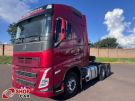 VOLVO FH-460 Globetrotter Vermelha
