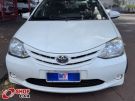 TOYOTA Etios Sedan X 1.5 16v Branca