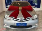 TOYOTA Etios Hatch XS 1.5 16v Prata