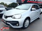 TOYOTA Etios Hatch XLS 1.5 16v Prata