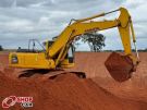 KOMATSU PC200 Amarela
