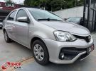 TOYOTA Etios Sedan X 1.5 16v Prata