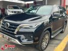 TOYOTA Hilux SW4 SRX D4-D 2.8TDi 16v 4x4 Preta