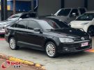 VW - Volkswagen Jetta Highline 2.0 16v TSi Preta