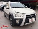 TOYOTA Etios Hatch Cross 1.5 16v Branca