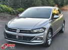 VW - Volkswagen Polo Hatch Highline 1.0 12v TSi Dourada