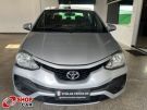 TOYOTA Etios Sedan X 1.5 16v Prata