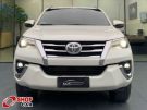 TOYOTA Hilux SW4 SRX D4-D 2.8TDi 16v 4x4 Branca