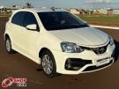 TOYOTA Etios Hatch XLS 1.5 16v Branca