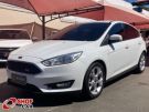 FORD Focus Hatch SE 2.0 16v PowerShift Branca
