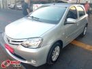 TOYOTA Etios Hatch X 1.3 16v Prata