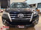 TOYOTA Hilux SW4 SRX D4-D 2.8TDi 16v 4x4 Preta