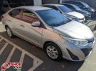 TOYOTA Yaris Sedan XL 1.5 16v Prata