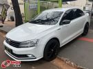 VW - Volkswagen Jetta Highline 2.0 16v TSi Branca