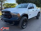 RAM 1500 Classic Laramie 5.7 V8 4x4 C.D. Branca