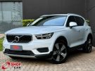 VOLVO XC40 T-4 Momentum 2.0T 16v Prata