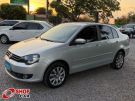 VW - Volkswagen Polo Sedan Comfortline 1.6 Prata