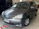 TOYOTA Etios Hatch X 1.3 16v Cinza
