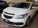 GM - Chevrolet Onix LT 1.4 Branca