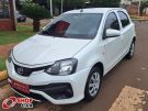 TOYOTA Etios Hatch X 1.3 16v Branca