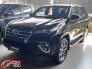 TOYOTA Hilux SW4 SRX D4-D 2.8TDi 16v 4x4 Preta