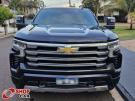 GM - Chevrolet Silverado 1500 High Country 5.3 V8 4x4 C.D. Cinza