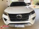 TOYOTA Hilux SW4 SRX D4-D 2.8TDi 16v 4x4 Branca