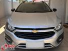 GM - Chevrolet Onix Activ 1.4 Prata