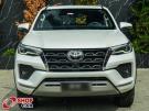 TOYOTA Hilux SW4 SRX D4-D 2.8TDi 16v 4x4 Branca