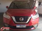 NISSAN Kicks SV 1.6 16v Preta/Vermelha