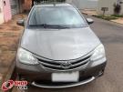 TOYOTA Etios Sedan X 1.5 16v Cinza