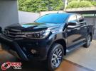 TOYOTA Hilux SRX D4-D 2.8TDi 16v 4X4 C.D. Preta