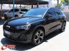 AUDI Q3 Performance Black 2.0 TFSi 16v Quattro Preta