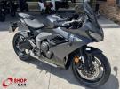 TRIUMPH Daytona 660 Preta/Cinza