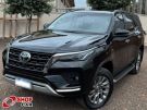 TOYOTA Hilux SW4 SRX D4-D 2.8TDi 16v 4x4 Preta