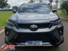 TOYOTA Hilux SW4 SRX Platinum D4-D 2.8TDi 16v 4x4 Cinza