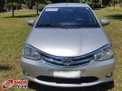 TOYOTA Etios Sedan Platinum 1.5 16v Prata