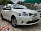 TOYOTA Etios Sedan XS 1.5 16v Branca