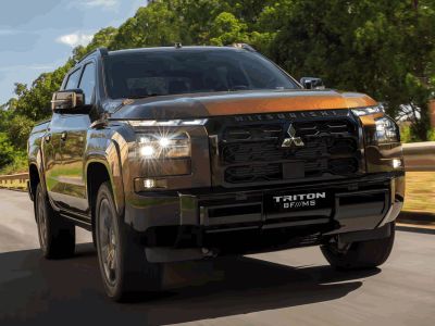 MITSUBISHI Triton