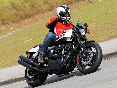 Com suspensão invertida, a XR1200 X é a moto mais radical da