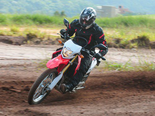 Compra uma Moto para fazer trilha crf-250