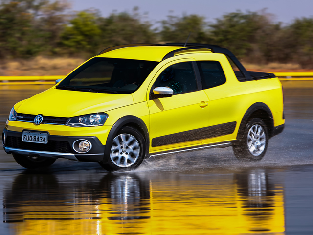 Volkswagen Saveiro Cross 1.6 Cabine Estendida 2015 – Ideal