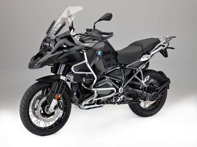 Motos da BMW ganham nova versão; conheça