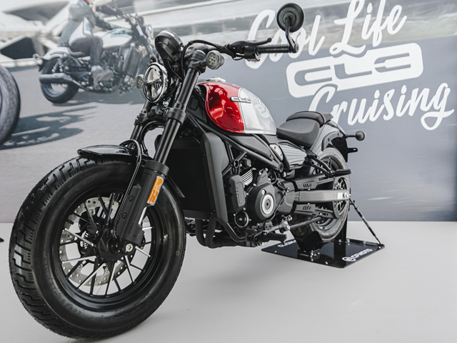 Com pegada custom, CFMOTO lança a 450CL-C; preço deve ficar entre R$ 37 e R$ 39 mil