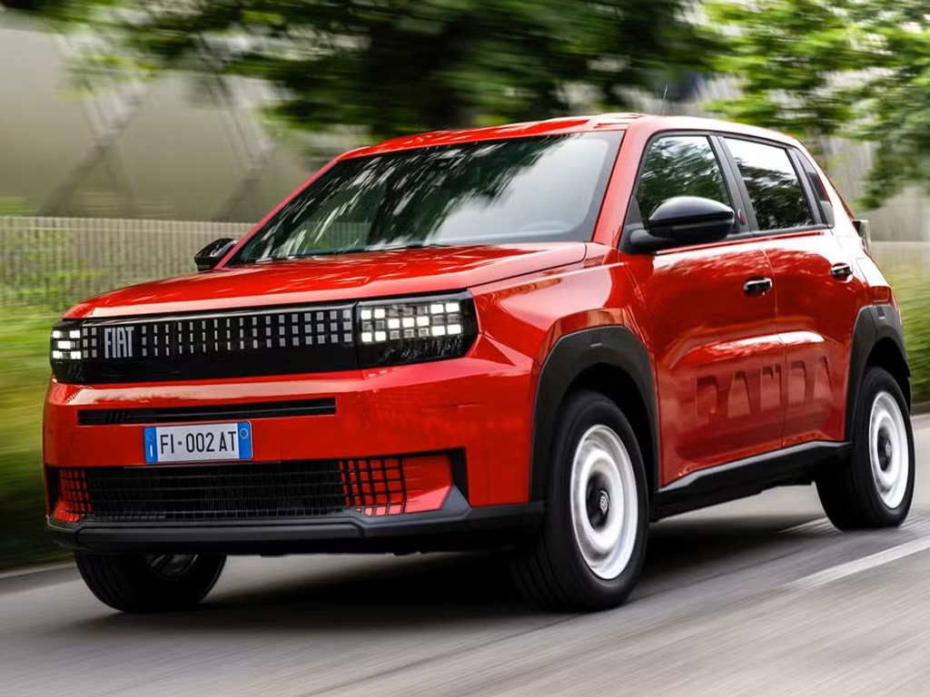 Fiat Panda chega ao Brasil com nome de Argo X