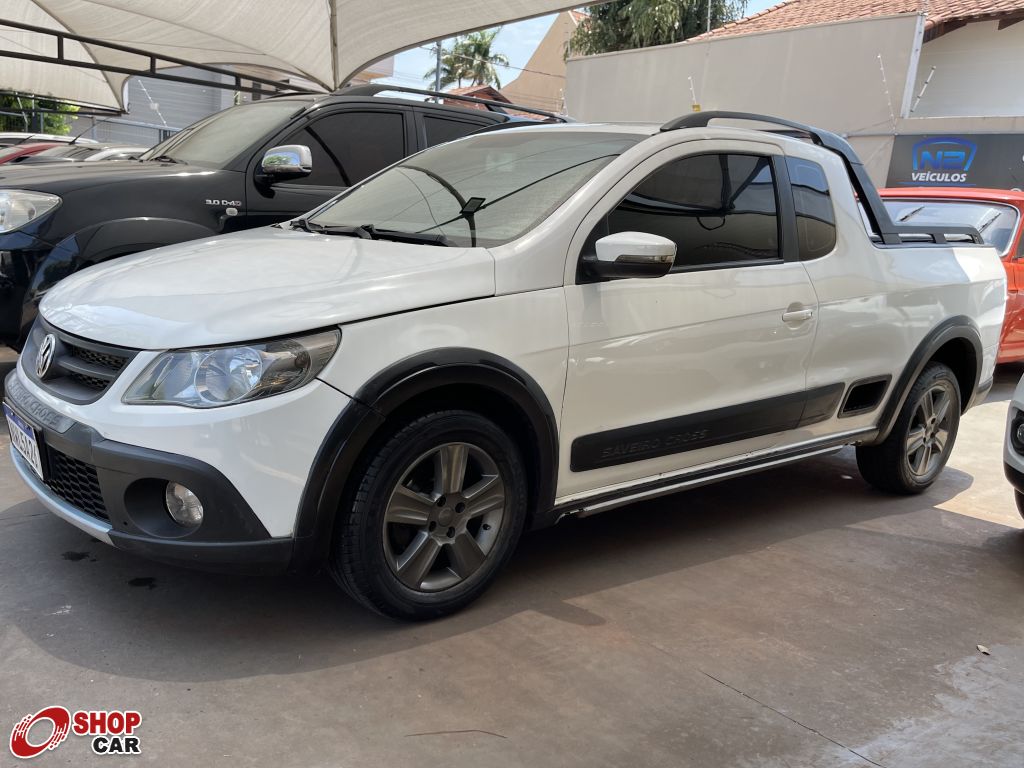 VW - Volkswagen Saveiro Cross 1.6 C.E. Branca 2012 - Corumbá