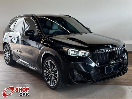 iX1 xDrive30 M Sport A/T