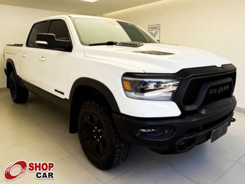 1500 Rebel 5.7 V8 4x4 C.D. A/T